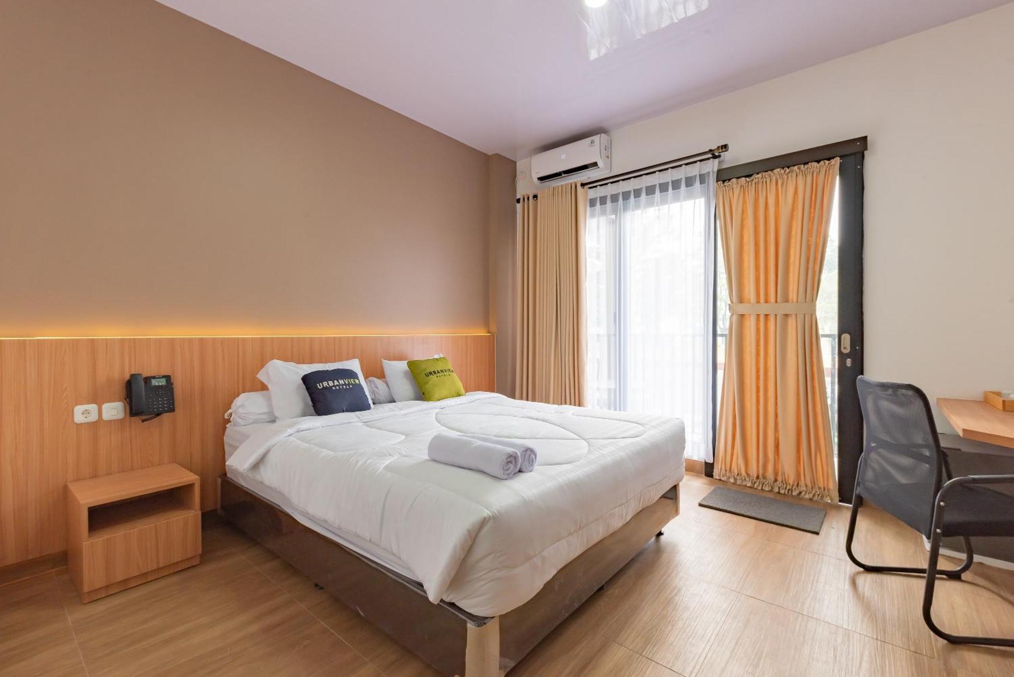 Urbanview Hotel Inkoppabri Cisarua Puncak Exterior foto
